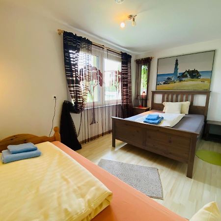 Apartment Emil Im Eg Mit Garten In Suhl Zewnętrze zdjęcie